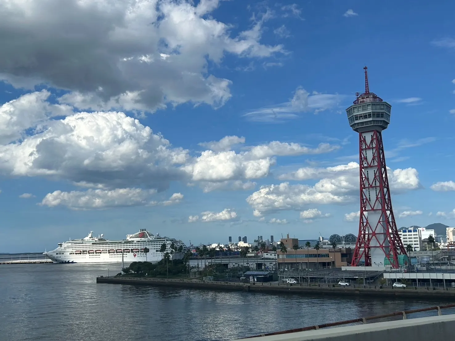 浮気調査 福岡｜慰謝料請求の必要条件とは？